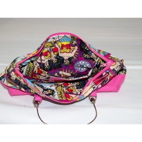 Custom Made One-of-a-Kind DC Comics Wonder Woman Top Handle Purse by Dee Tyson - Picture 4 of 6